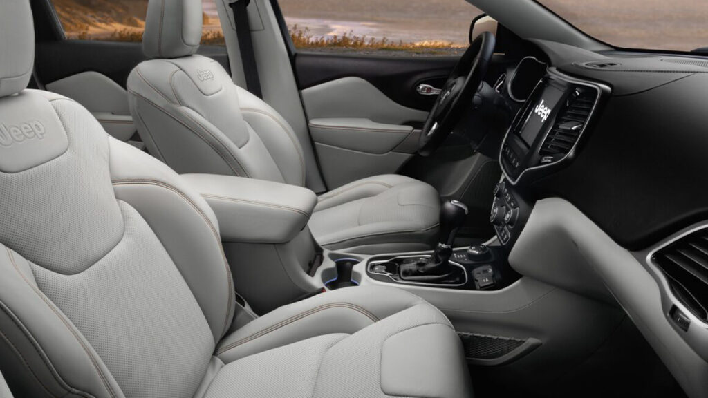 Jeep-Cherokee-1