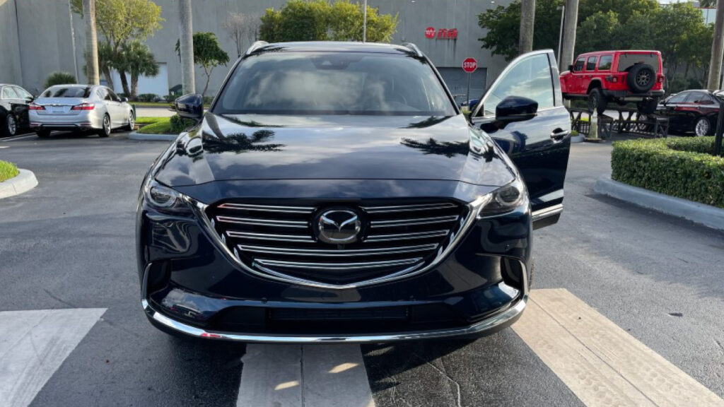 Mazda-CX9-8